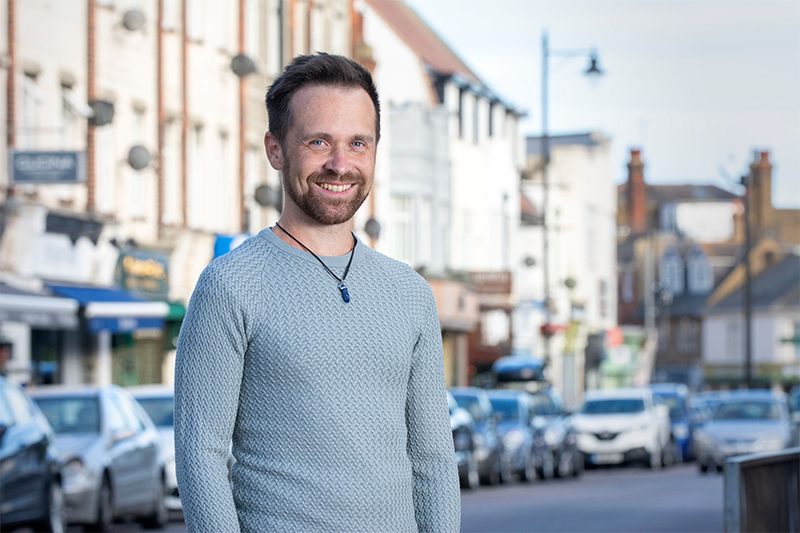 Leigh Greens call for urgent action on dangerous pavement parking